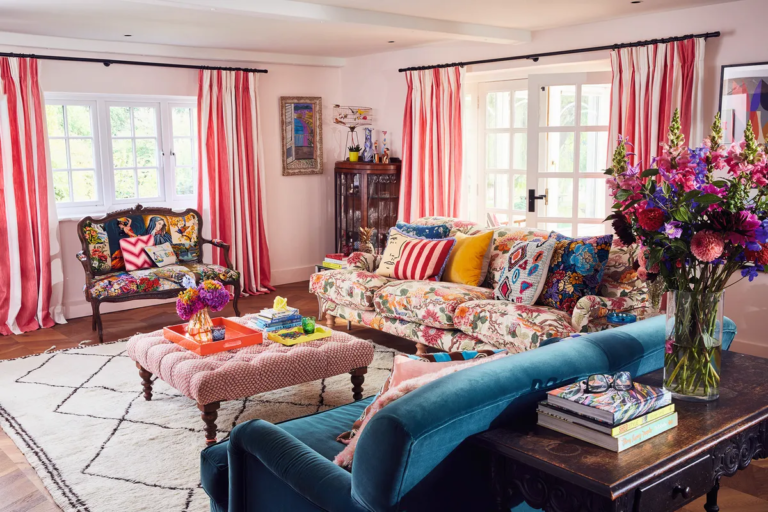 How to Mix and Match Patterns in Home Decor: A Comprehensive Guide